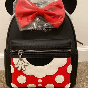 Minnie Mouse loungefly brand new with tags
